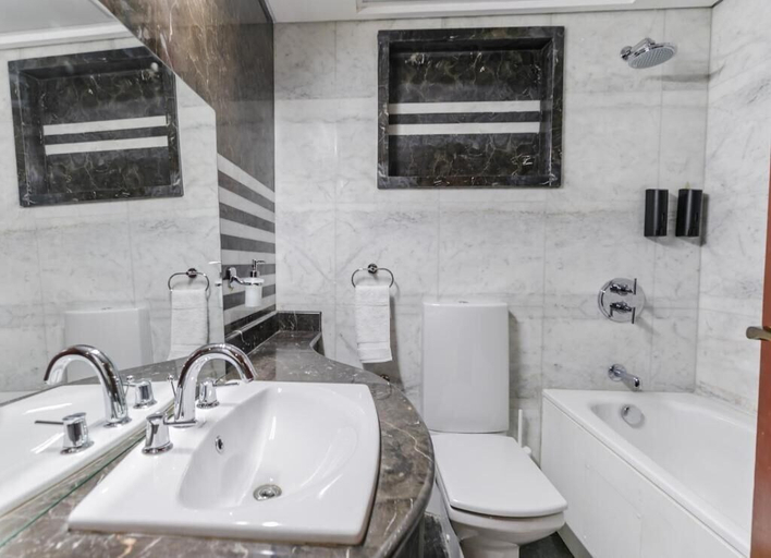 Bathroom 3, Sokon Residence Nile View at Hilton, Giza