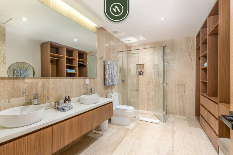 Room 5, Mistiq in Cabo San Lucas BCS, La Paz