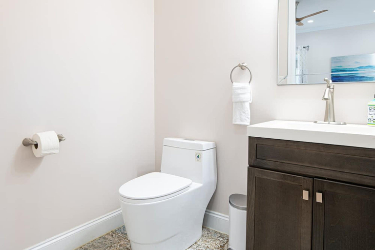 Room 4, Sleeps12 Pet Friendly 2 Hottubs Views Full Kitchen, Sevier