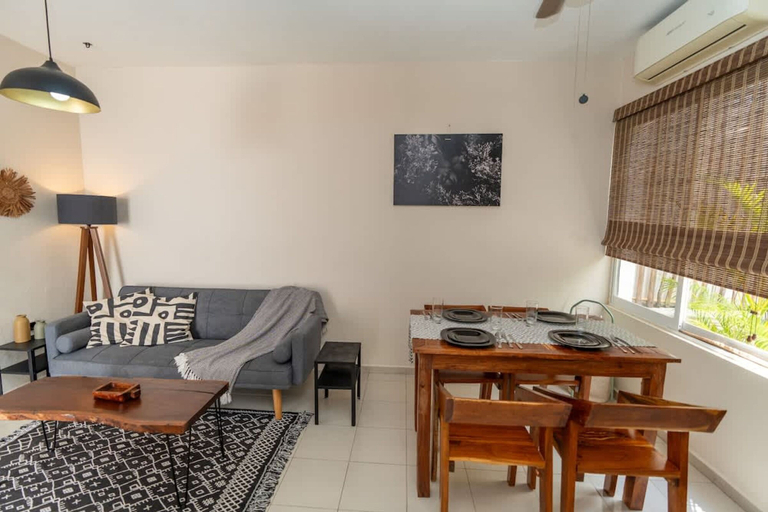 Room 2, Tropical House With Private Pool in Downtown, Cozumel