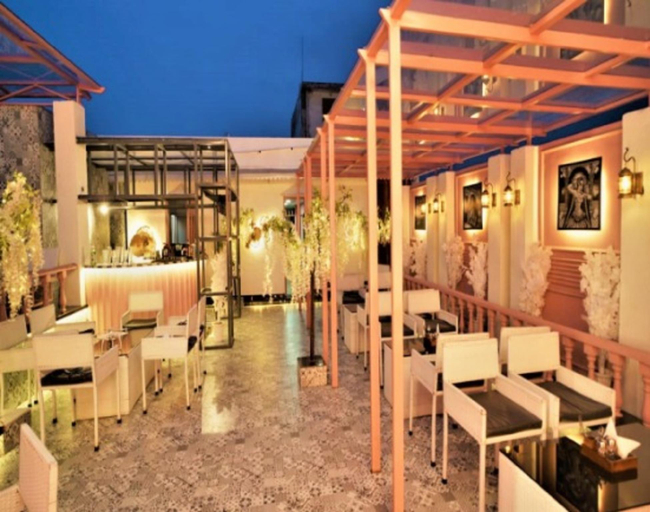 Food & Drinks 4, Hotel Nikhil Regency, Durg