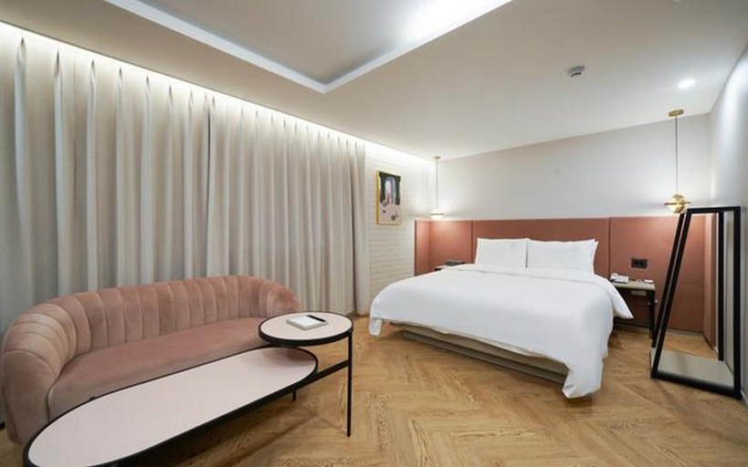 Bedroom 2, Busan Myeongji Ocean City Hotel, Gangseo