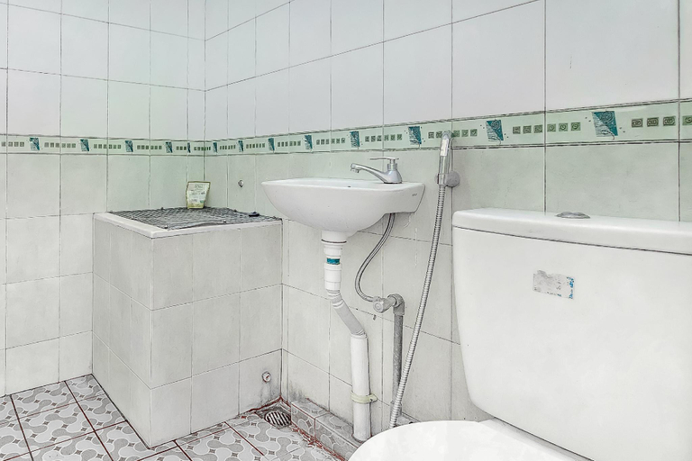 Bathroom 2