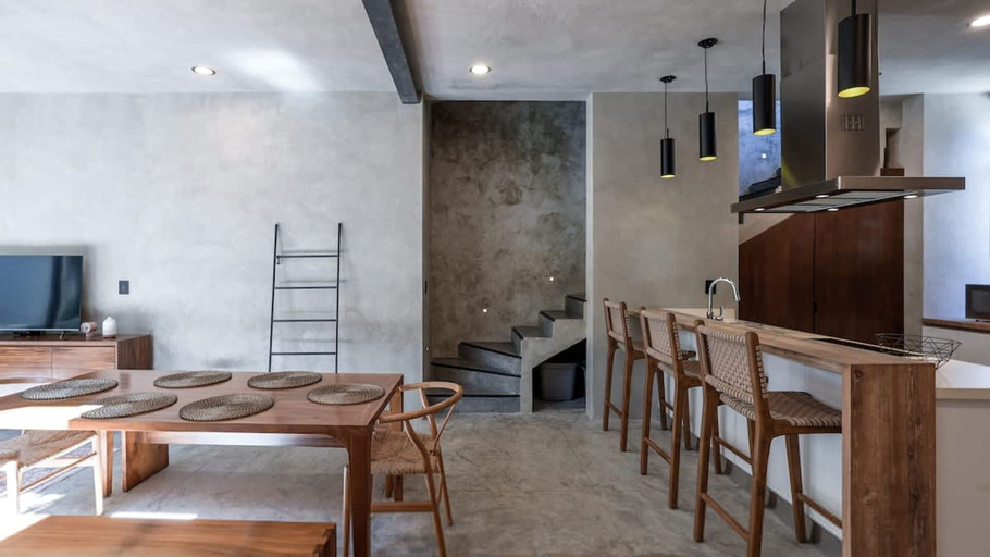 Room 4, Amazing 3-story Townhouse With Pool in Aldea Zama, Cozumel