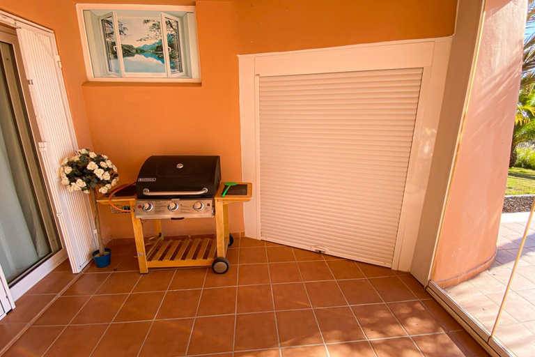 Interior 2, Apt Sleeps 4 With Pool Access, Murcia