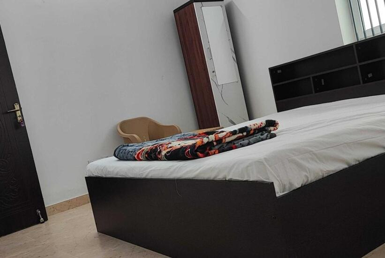Bedroom 2, R.V Ruthra Lodge, Tiruppur