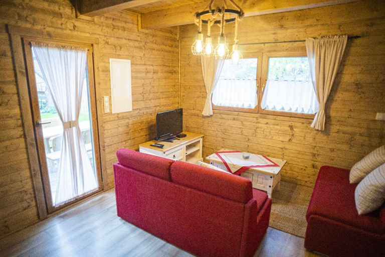 Others 3, Chata pod hradom 1, Bánovce nad Bebravou