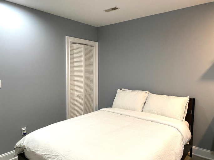 Bedroom 24