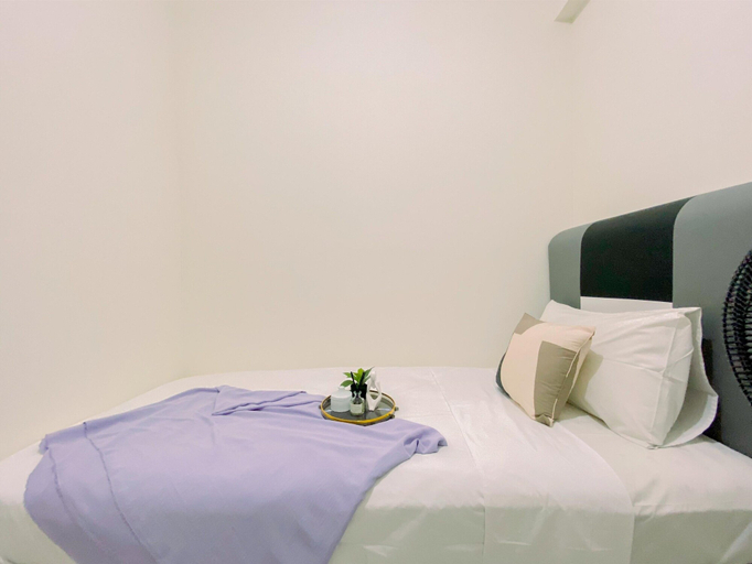 Bedroom 3, Homey and Nice 2BR Podomoro Golf View Apartment, Bogor