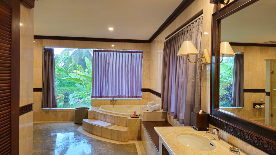 Bathroom 3