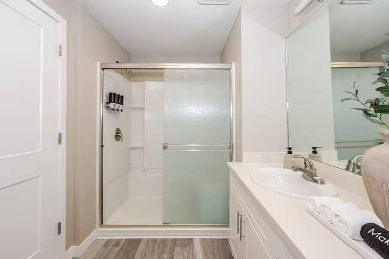 Room 2, Amazing Water View w Jacuzzi Sky Lounge, Washoe