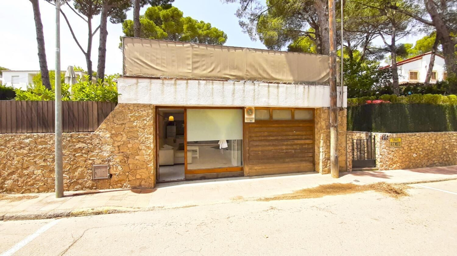 Room 4, Gregal in Llafranc With 2 Bedrooms and 1 Bathrooms, Girona