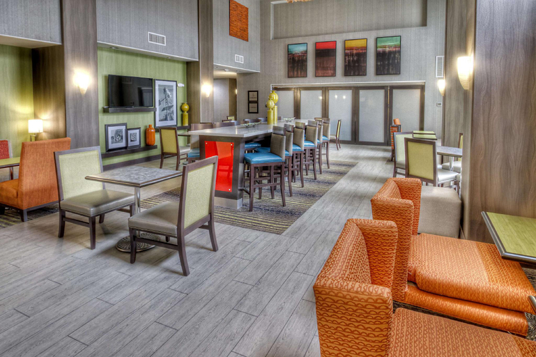 Food & Drinks 5, Hampton Inn & Suites Ada, Pontotoc