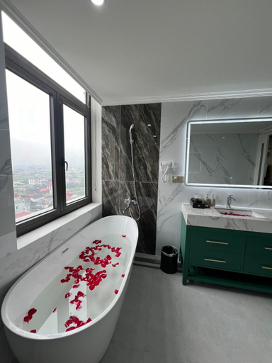 Bathroom 3, Bảo Nhi Paradise Hotel, Mộc Châu