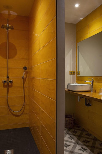 Bathroom 4