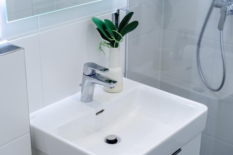 Bathroom 5, Hotel Altmunchen by Blattl, München