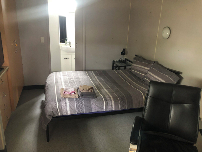 Sport & Beauty, Happy Jacks Cabins and Offices, Cloncurry