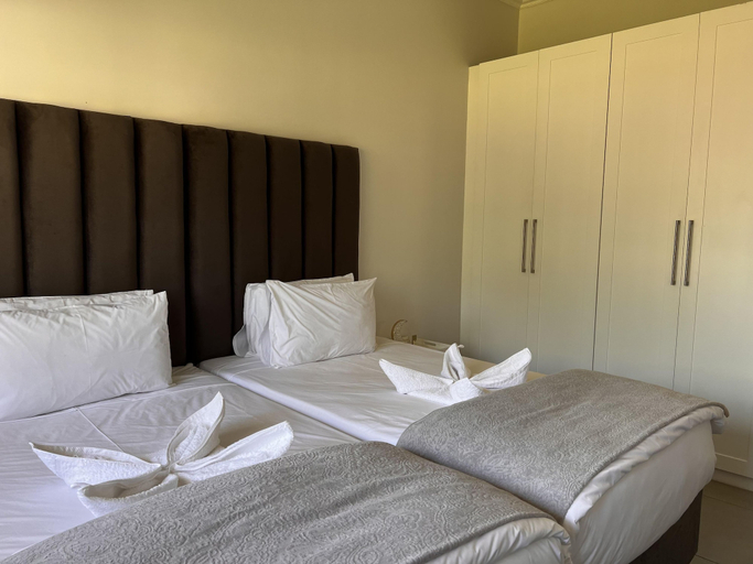 Room 3, Victoria Falls Estate Villa - 2274, Hwange