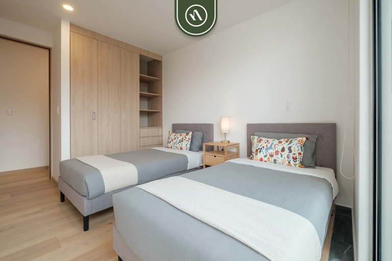 Room 5, Chilpancingo 57 Unit 606, Mexico City