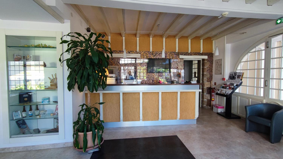 Public Area 2, Logis Grand Hotel Pelisson, Dordogne