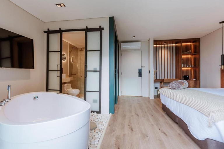 Room 2, w Loft Estandar, Medellín