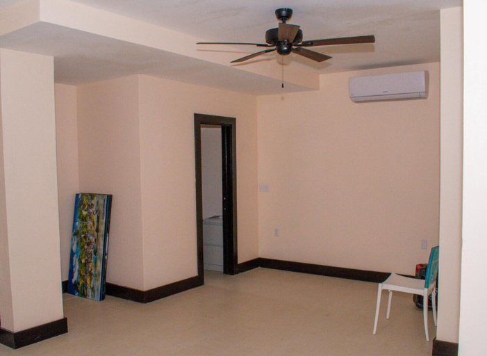 Others 4, Barana Hotel