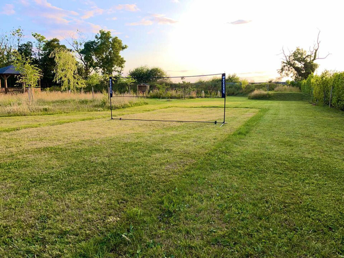Others 4, Beautiful 1-bed Cabin in Newmarket, Cambridgeshire