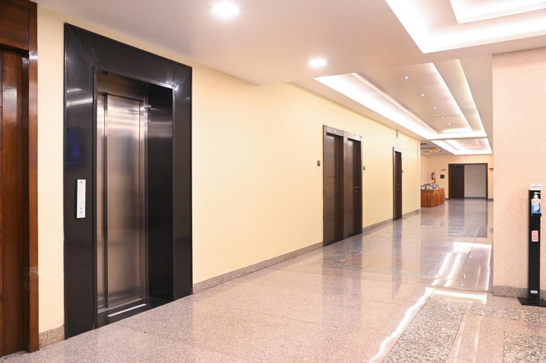 Public Area 4, Hotel Stay Casa, Bhopal