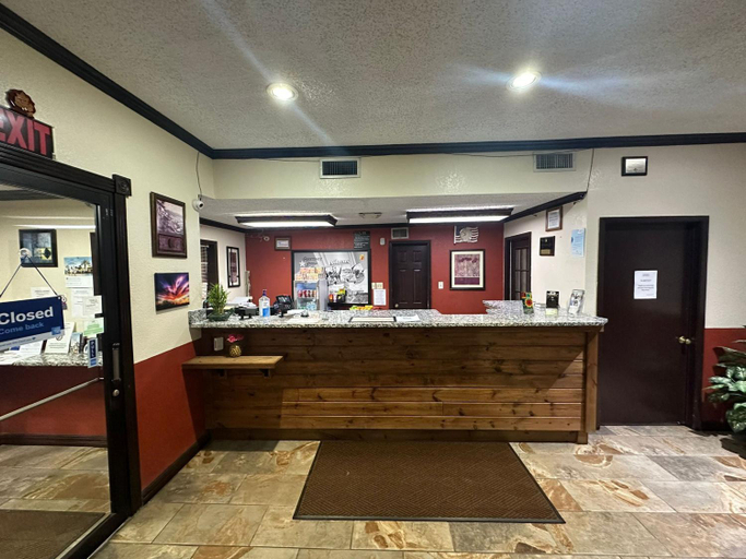 Public Area 3, Super 8 By Wyndham Athens Tx, Henderson