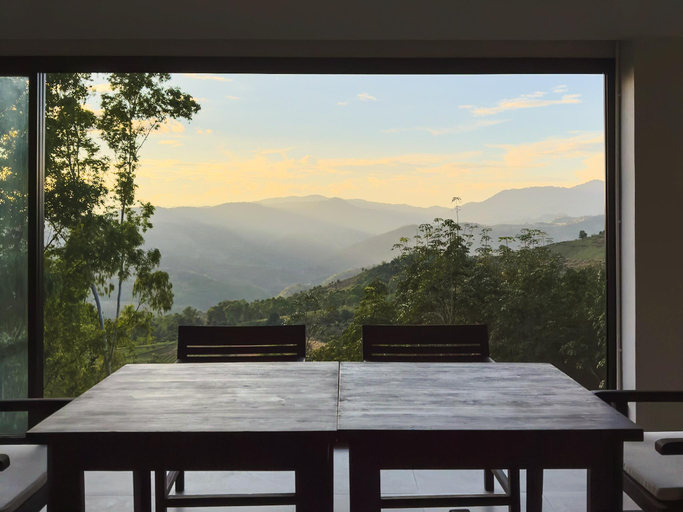 Food & Drinks 5, Mobu Chiang Rai, Thailand, Mae Suai
