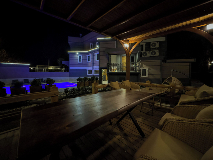 Food & Drinks 4, Belek 07 Luxury Suites Only For Family, Serik