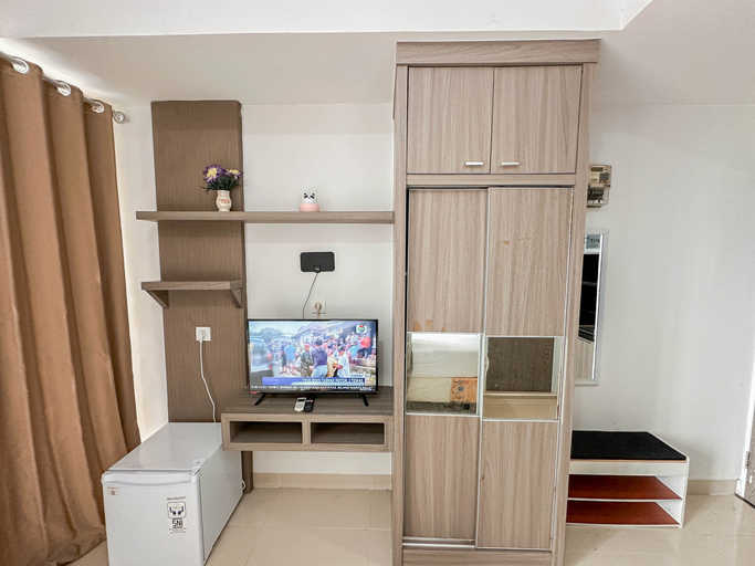Others 2, Tiny Studio with Pool View at Taman Melati Surabaya Apartment By Travelio, Surabaya