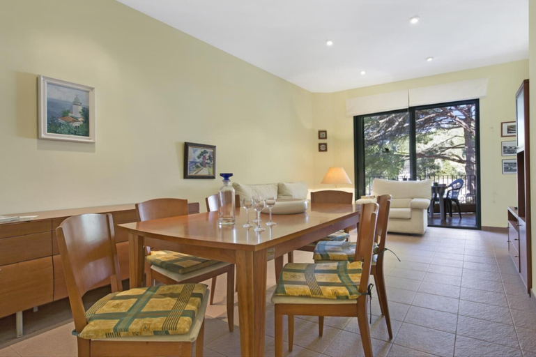 Room 3, Ana 1 in Llafranc With 3 Bedrooms and 2 Bathrooms, Girona