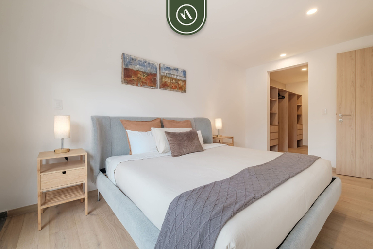 Room 4, Chilpancingo 57 Unit 606, Mexico City