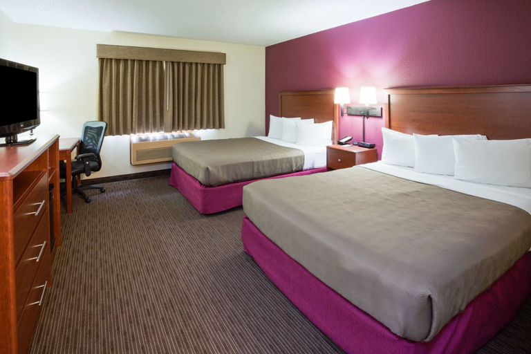 Bedroom 2, AmericInn by Wyndham Red Wing, Goodhue