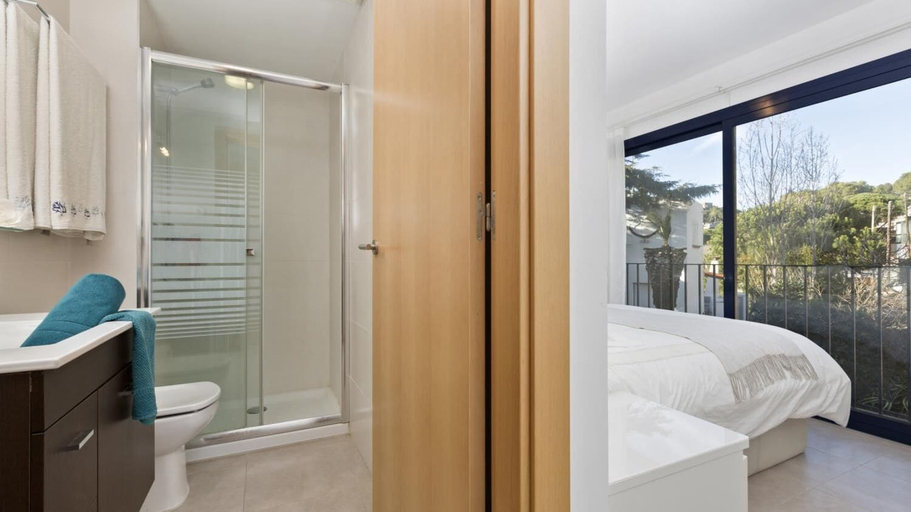 Room 5, Santa Rosa in Llafranc, Girona