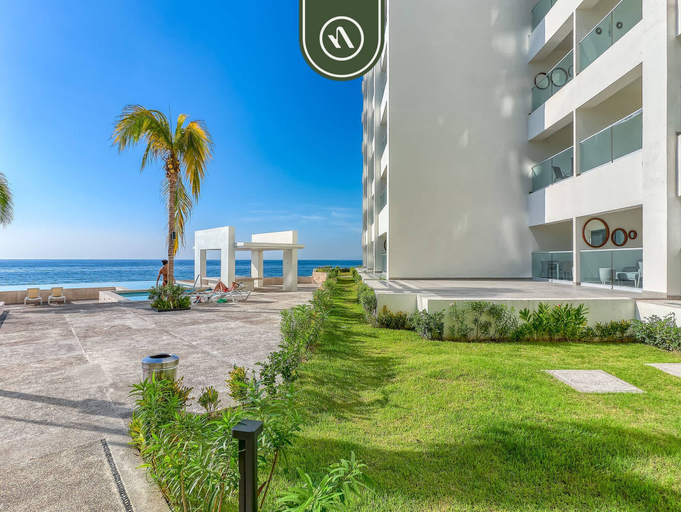Room 2, Harbor 171 TN 2602 in Jalisco, Puerto Vallarta
