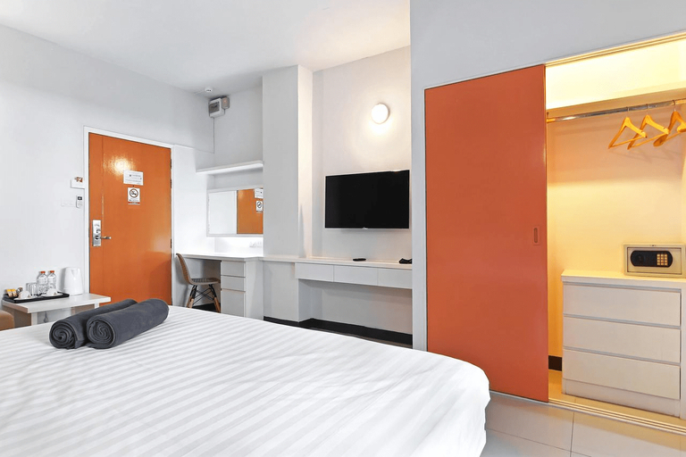 Bedroom 12