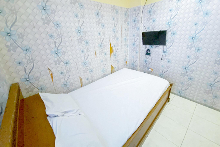 Bedroom 12