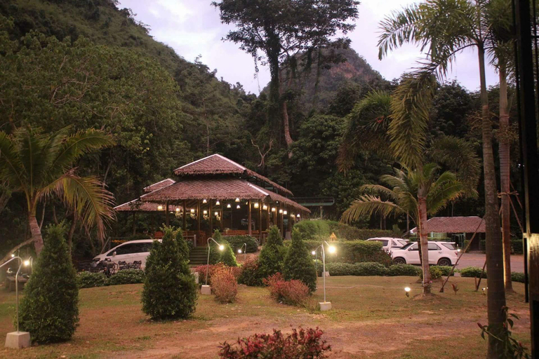 Surroundings, Cheiwlan Camp & Resort, Ban Ta Khun