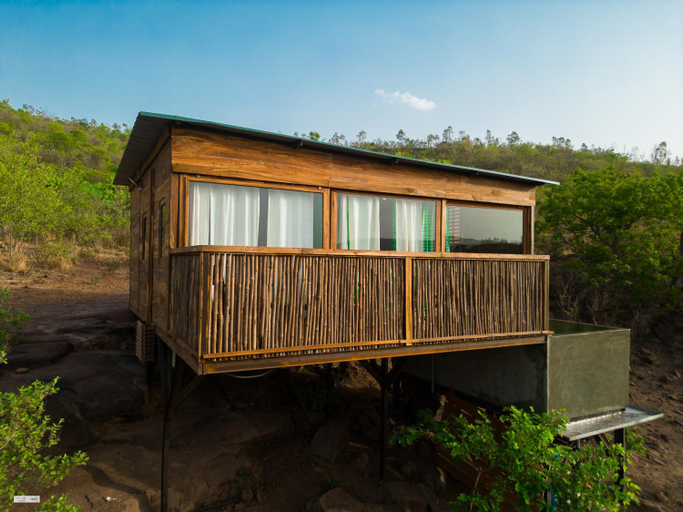 Le Campement, Kati