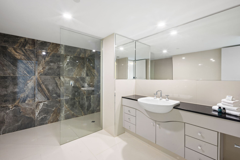Bathroom 4, Crown Towers Resort - Luxury Apartment, Gold Coast