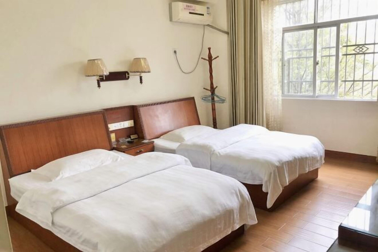 Bedroom 4, Riyuehe Hostel, Beihai