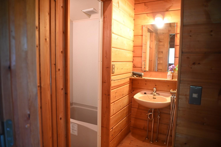 Bathroom, Sunny Side Cottage, Shimoda