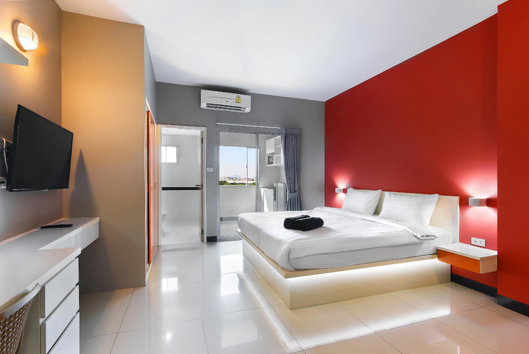 Bedroom 8