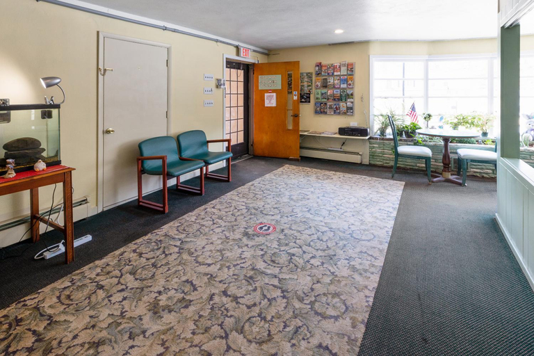 Public Area 3, BUENA VISTA INN, Delaware