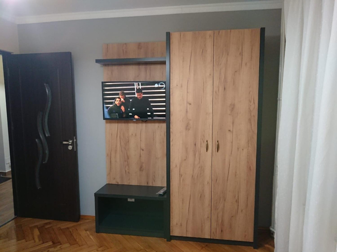 Others 4, Apartament Alena, Sanmartin