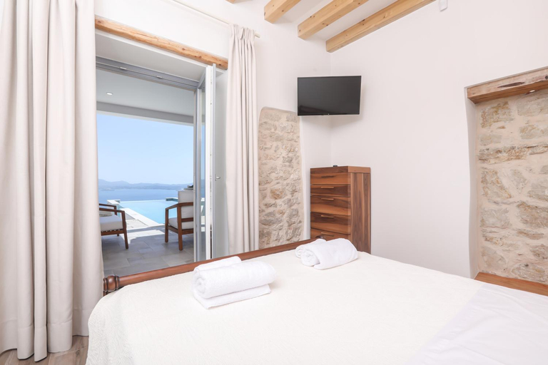 Bedroom 2, Villa Wood&Stone, Ionian Islands