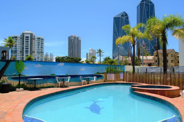 Others 2, Gold Coast Inn, Gold Coast