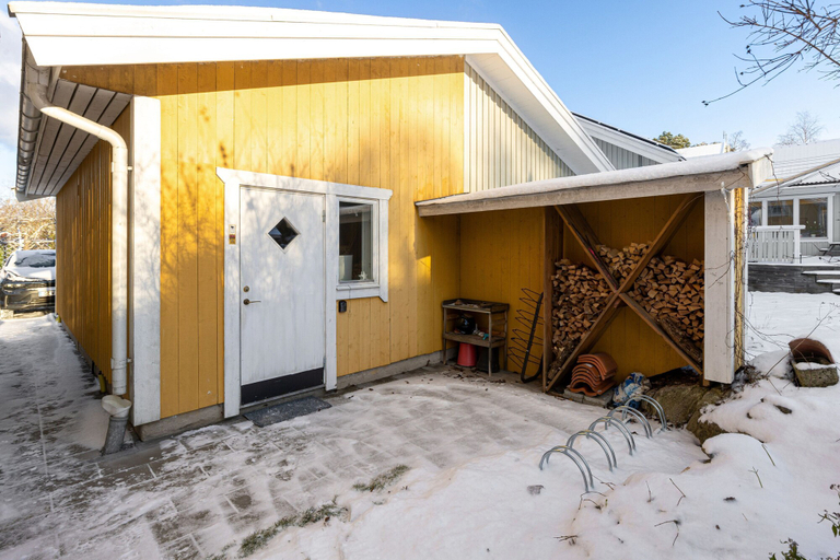 Room 2, Modern Villa Stockholm, Nacka